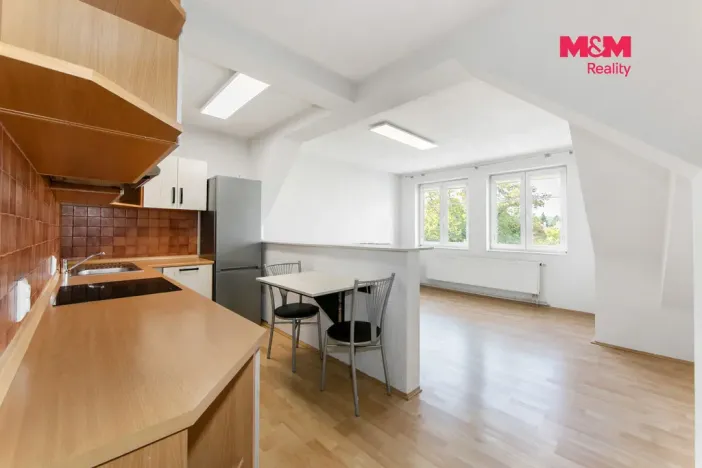 Prodej bytu 1+kk, Nýřany, Revoluční, 36 m2