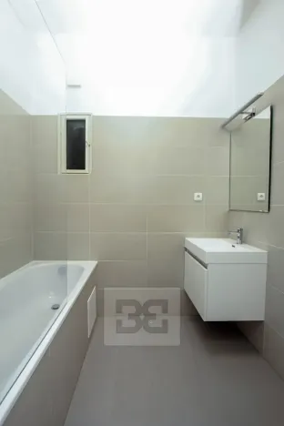 Pronájem bytu 2+1, Praha - Holešovice, Vinařská, 52 m2