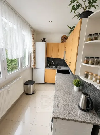 Prodej bytu 4+1, Praha - Kamýk, Zárubova, 85 m2
