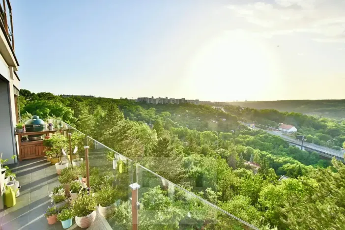 Prodej bytu 4+kk, Praha - Hlubočepy, Lumiérů, 163 m2