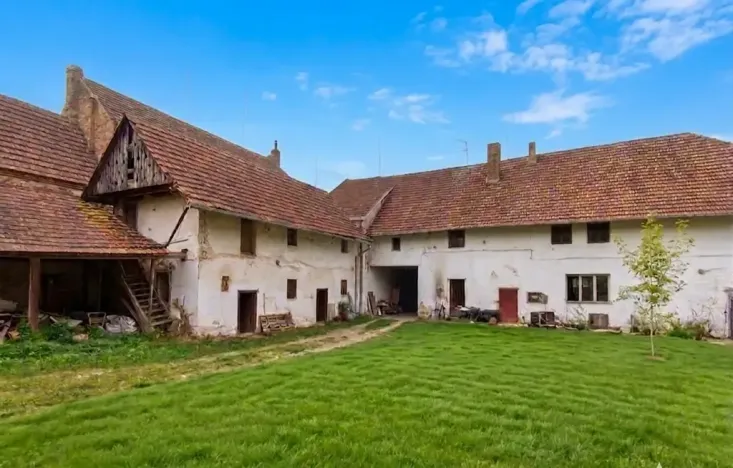 Prodej rodinného domu, Kroučová, 400 m2