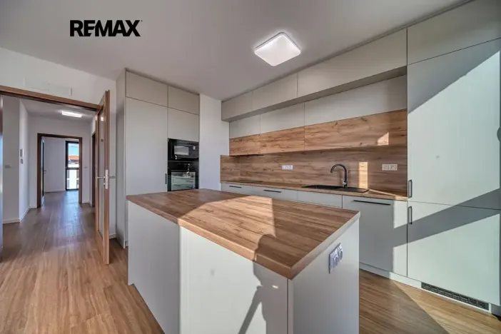 Pronájem bytu 3+kk, Kolín, Zásmucká, 79 m2