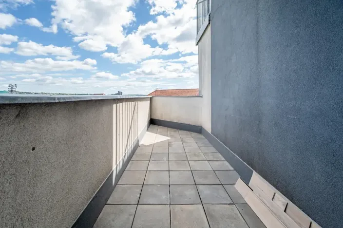 Prodej bytu 2+kk, Praha - Vysočany, Skloněná, 74 m2