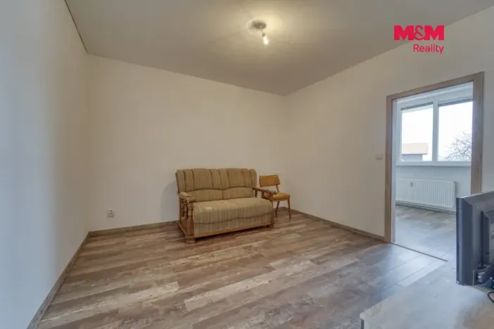 Prodej bytu 4+1, Lesná, 64 m2