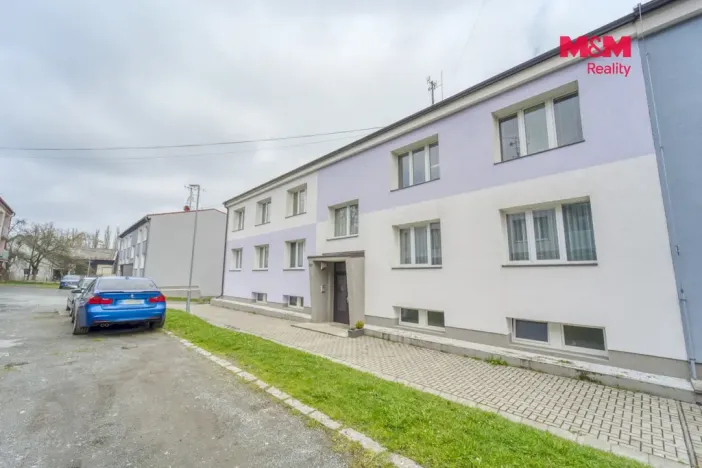 Prodej bytu 4+1, Lesná, 64 m2