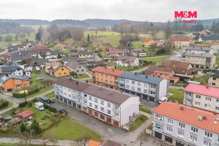 Prodej bytu 4+1, Lesná, 64 m2