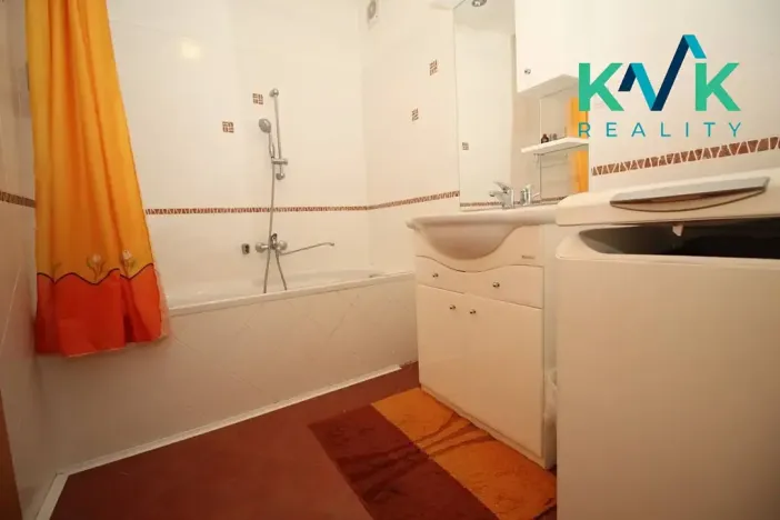 Prodej bytu 2+kk, Karlovy Vary, Terezínská, 62 m2