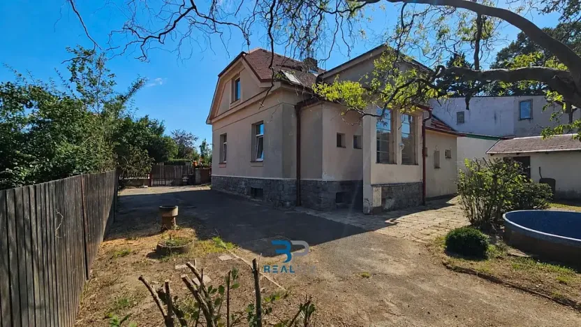 Prodej pozemku pro bydlení, Praha - Kbely, Mladějovská, 950 m2