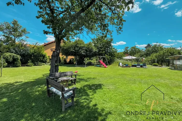 Prodej pozemku pro bydlení, Praha, 770 m2