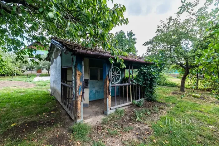 Prodej rodinného domu, Zvole, 520 m2
