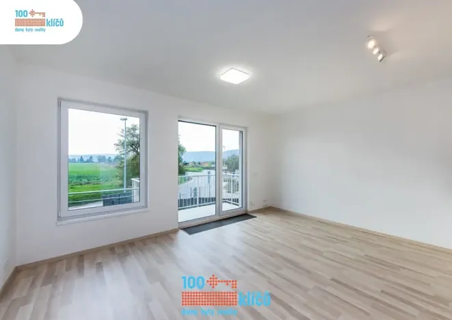 Pronájem bytu 2+kk, Praha - Lipence, Černošická, 48 m2
