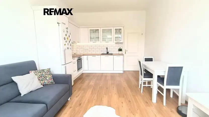 Pronájem bytu 2+kk, Praha - Smíchov, Matoušova, 55 m2