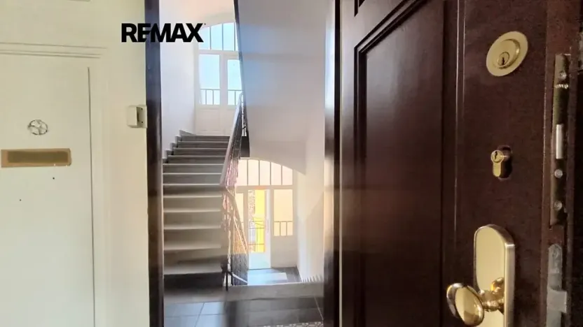Pronájem bytu 2+kk, Praha - Smíchov, Matoušova, 55 m2