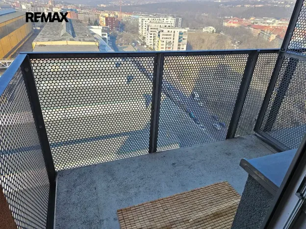 Pronájem bytu 1+kk, Praha - Vysočany, Freyova, 33 m2