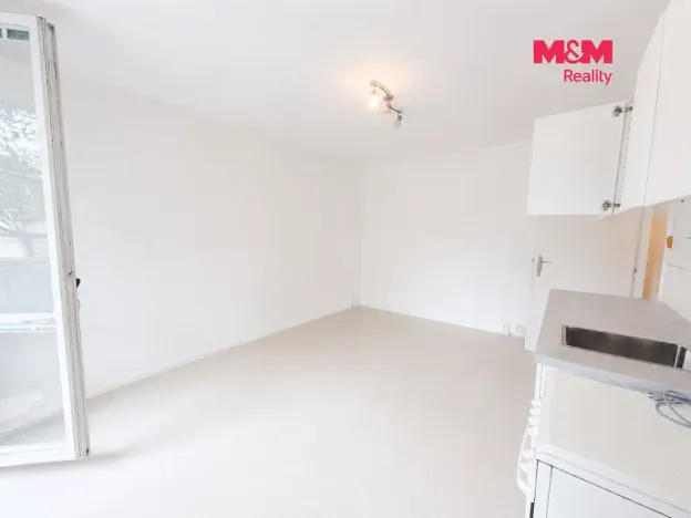 Prodej bytu 1+kk, Praha, Rumburská, 26 m2