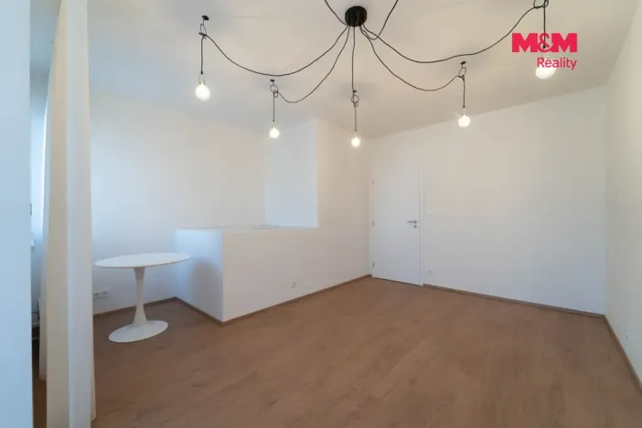 Prodej rodinného domu, Ořech, Karlštejnská, 112 m2