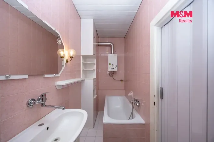 Prodej rodinného domu, Bílovec, Bezručova, 239 m2