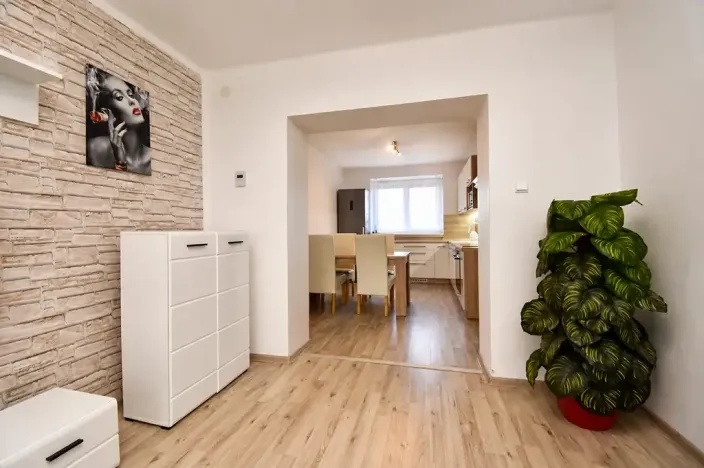 Prodej bytu 2+1, Chvaletice, Dukelská, 54 m2