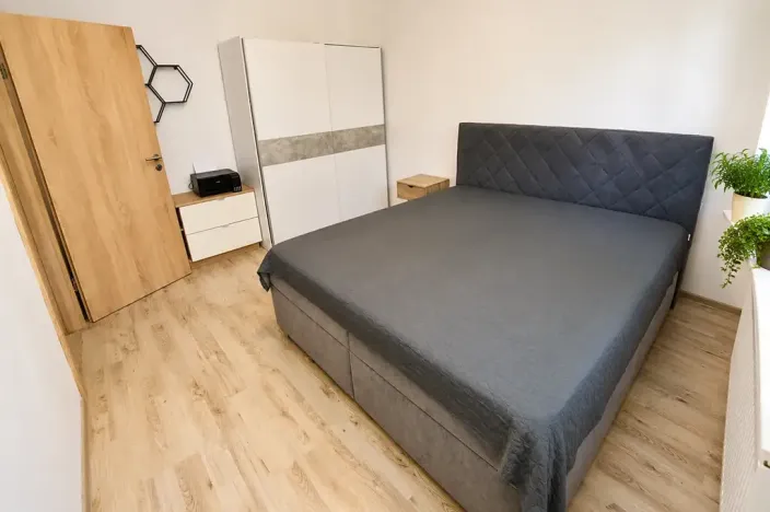 Prodej bytu 2+1, Chvaletice, Dukelská, 54 m2