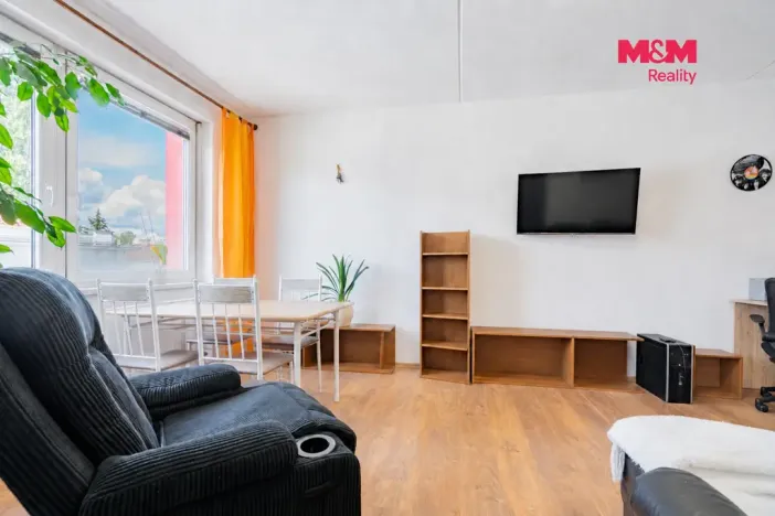 Prodej bytu 3+1, Třeboň - Třeboň II, Táboritská, 70 m2