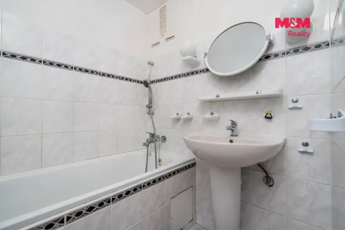 Prodej bytu 3+1, Praha - Střížkov, Rumburská, 56 m2