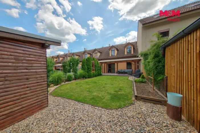 Prodej rodinného domu, Líbeznice, Ve Dvoře, 104 m2