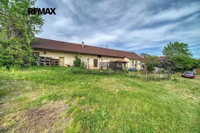 Prodej zemědělské usedlosti, Týnec nad Labem, 236 m2
