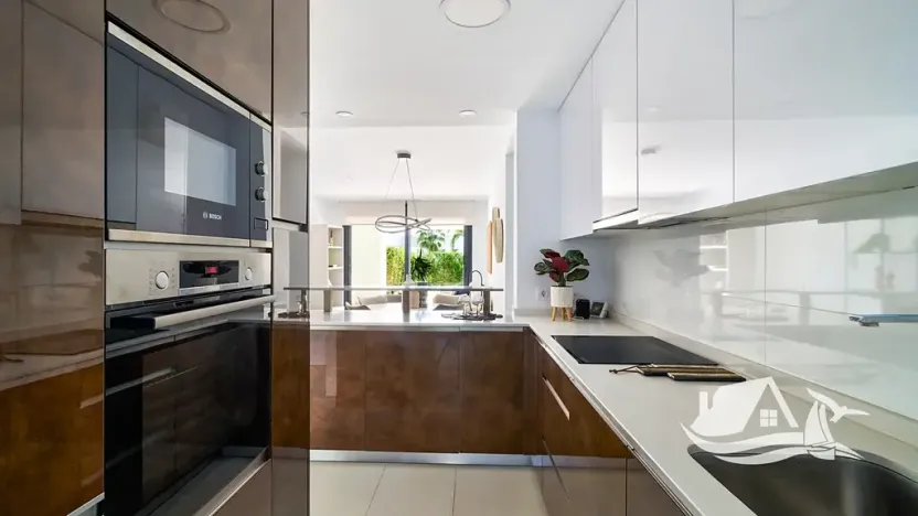 Prodej bytu 3+kk, Estepona, Španělsko, 90 m2