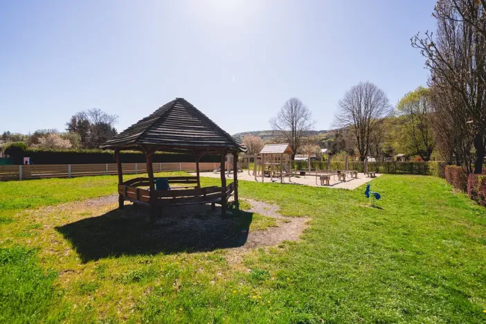 Prodej rodinného domu, Dešenice, 178 m2