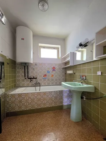 Prodej bytu 3+kk, Holasice, 69 m2