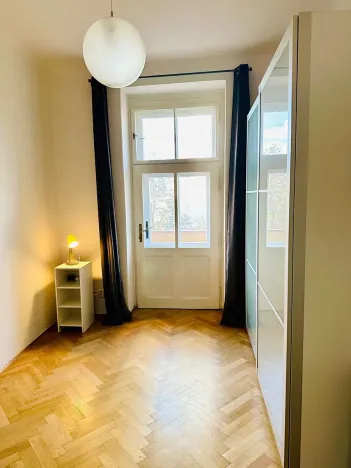 Pronájem bytu 1+kk, Praha - Žižkov, Fibichova, 25 m2