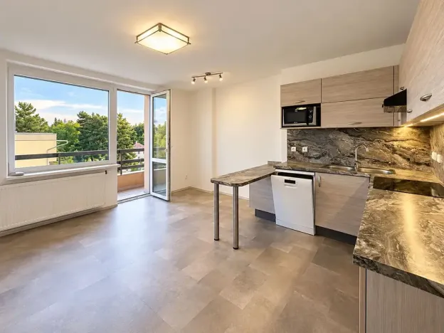 Pronájem bytu 2+kk, Liberec, Pšeničná, 48 m2