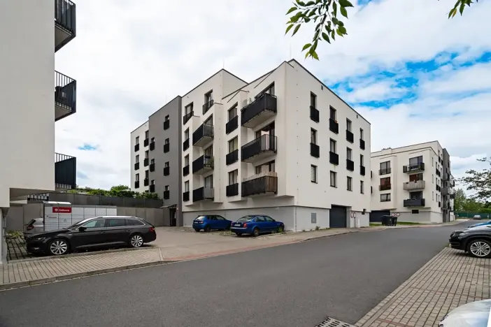 Pronájem bytu 2+kk, Plzeň, V Zahrádkách, 53 m2