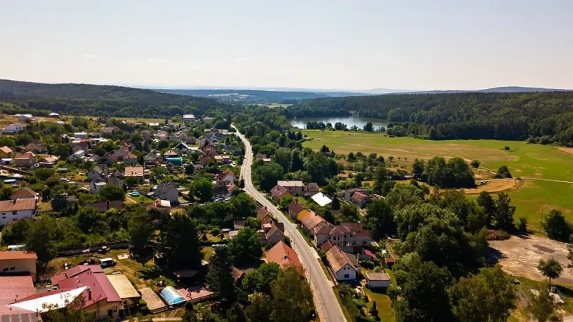 Prodej pozemku pro bydlení, Trnová, 734 m2