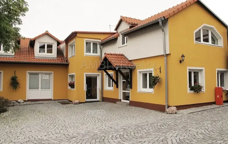 Pronájem kanceláře, Praha - Řepy, Žalanského, 60 m2