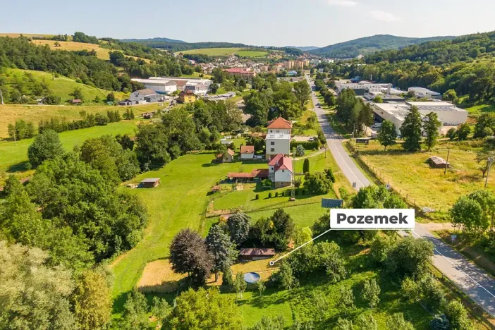 Prodej zahrady, Luhačovice, 787 m2