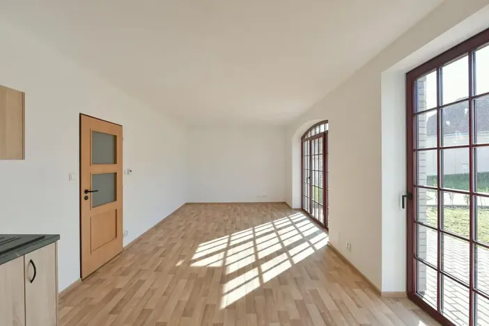 Pronájem bytu 3+kk, Kosoř, Školská, 71 m2