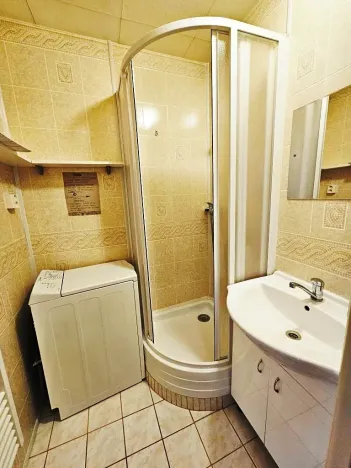 Pronájem bytu 2+1, Praha - Žižkov, Na vrcholu, 55 m2