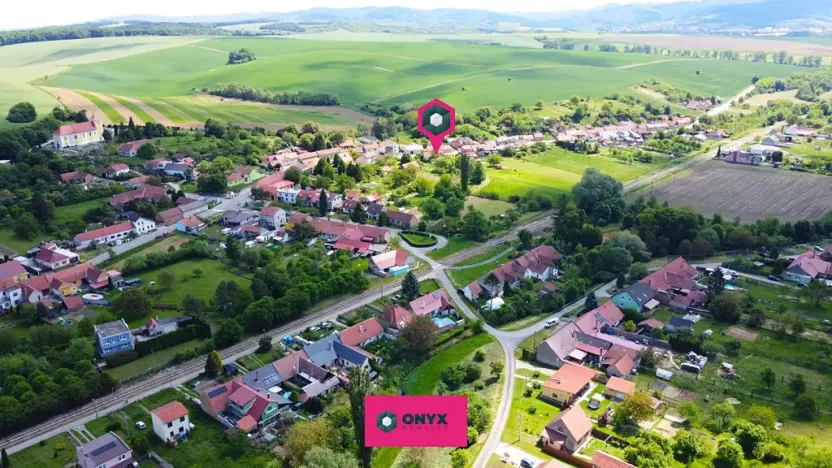 Prodej pozemku pro bydlení, Nemotice, 1590 m2