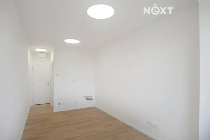 Prodej bytu 1+kk, Praha - Kyje, Vajgarská, 17 m2