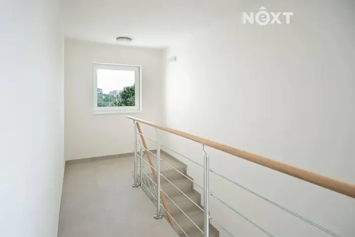 Prodej bytu 1+kk, Praha - Kyje, Vajgarská, 20 m2