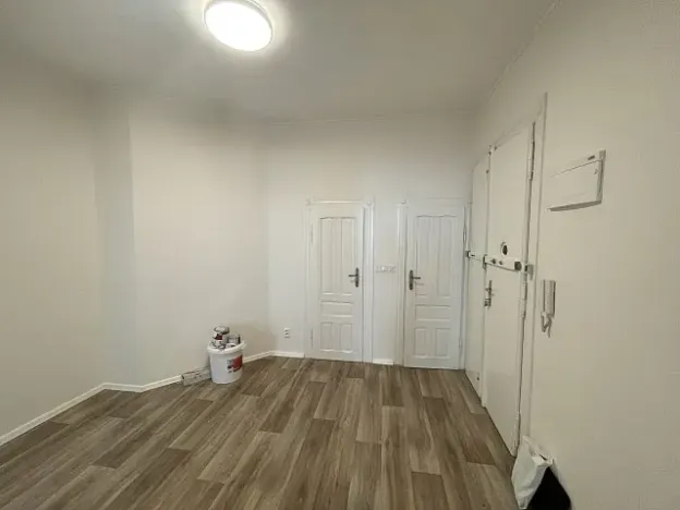 Pronájem bytu 3+kk, Praha, Bubenečská, 80 m2