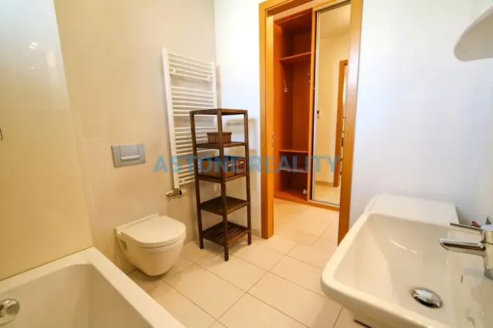 Pronájem bytu 1+kk, Praha - Břevnov, Brunclíkova, 30 m2