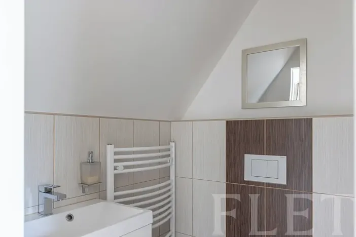 Prodej rodinného domu, Chýnice, Nám. Na Louži, 78 m2