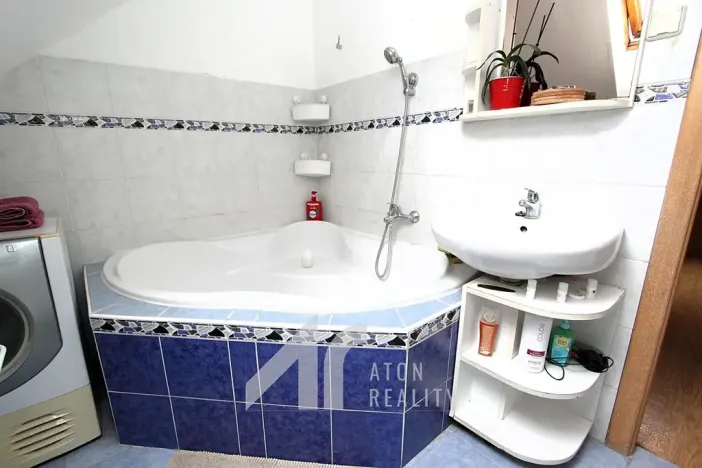 Prodej rodinného domu, Zaječí, Dlážděná, 100 m2