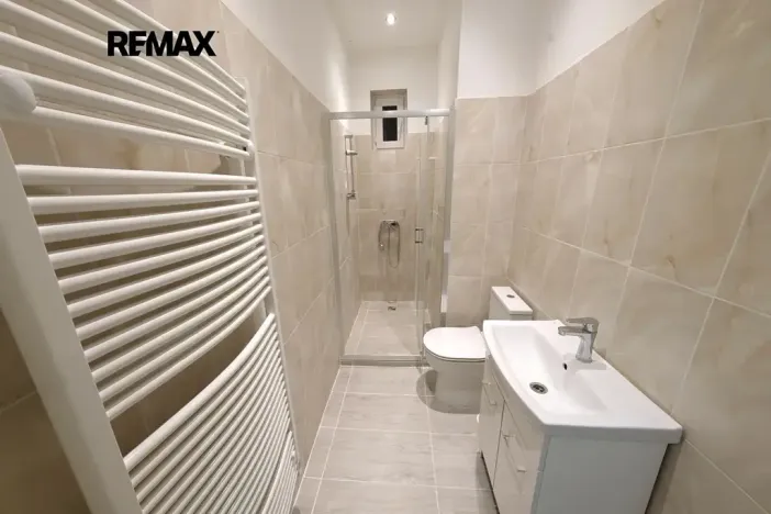 Pronájem bytu 2+kk, Praha - Libeň, Chlumčanského, 35 m2