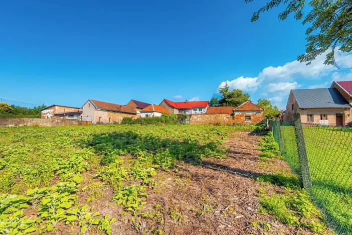 Prodej pozemku pro bydlení, Hranice, 2053 m2