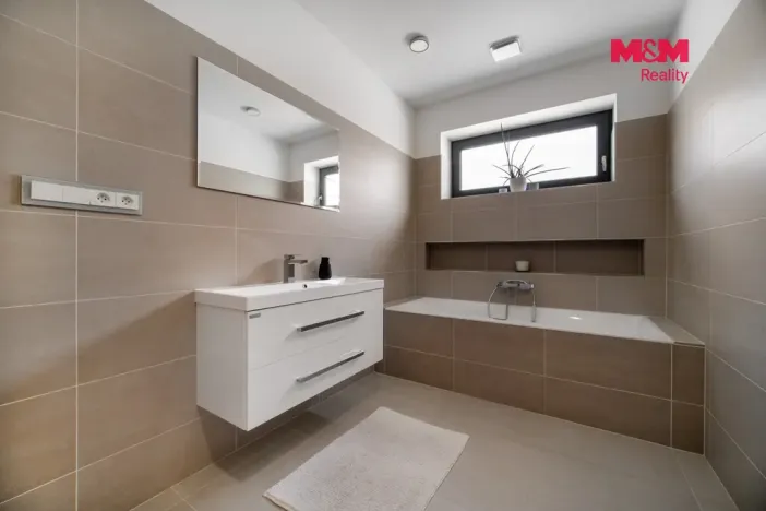 Prodej rodinného domu, Letohrad, U Valu, 165 m2