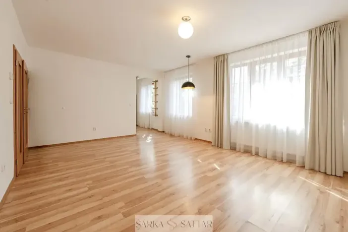 Pronájem bytu 2+kk, Praha - Hlubočepy, Hlubočepská, 70 m2