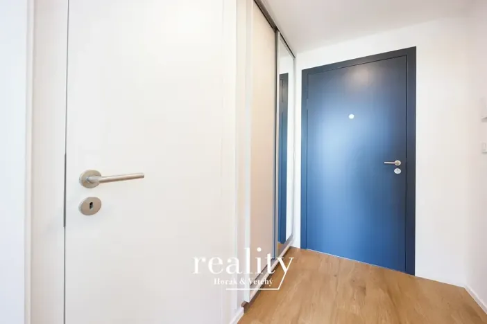 Pronájem bytu 1+kk, Znojmo, Kotkova, 35 m2